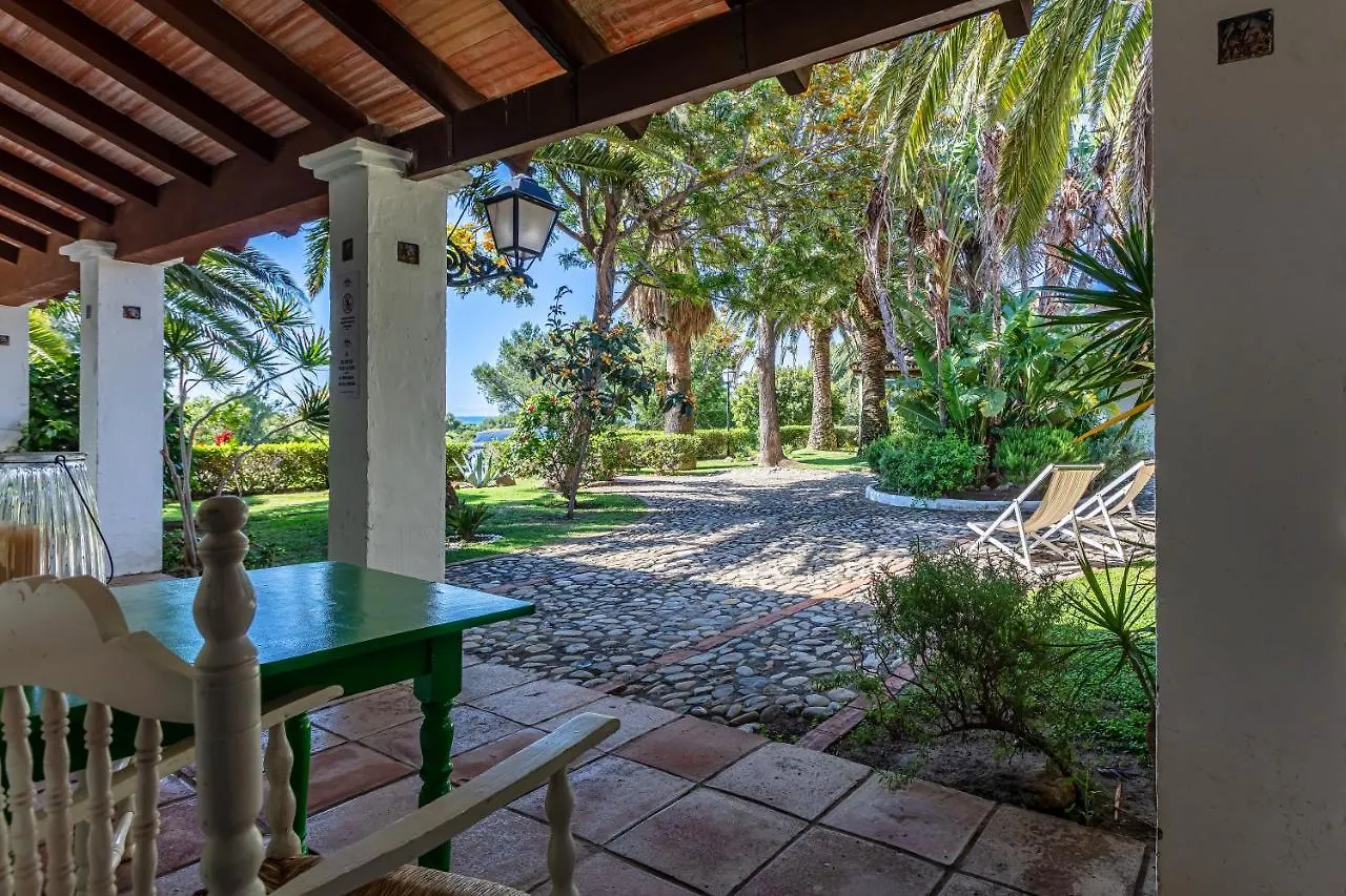 ** Aparthotel Hotel-Apart Cortijo Las Pinas Tarifa Spain